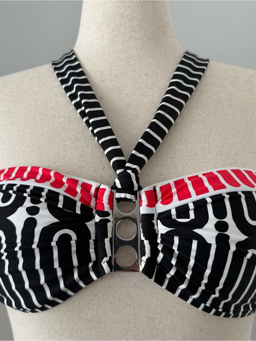 Trina Turk Mod Maze Black White Red Geometric Bikini Bandeau Belted Retro 10 NWT - Picture 4 of 10